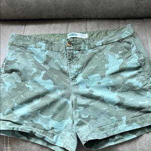 Old Navy Green Cargo Shorts Mid-Thigh Casual